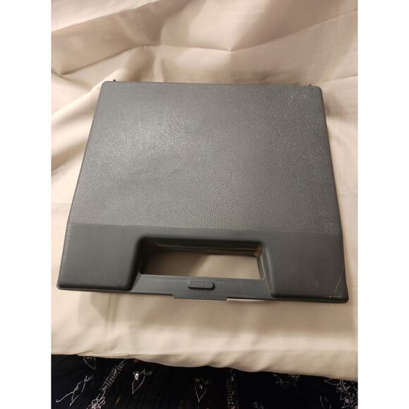 WELLER SOLDERING GUN MODEL: 8200, 100/140 WATTS,‎ UNIVERSAL SOLDERING GUN KIT - Picture 2 of 7